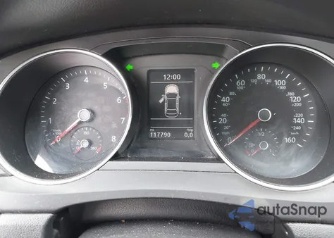 2017 Volkswagen Jetta 1.4T Se z USA, uszkodzony, nr VIN 3VWDB7AJ9HM361812